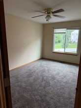11S513 Rachael Ct in Willowbrook, IL - Foto de edificio - Building Photo