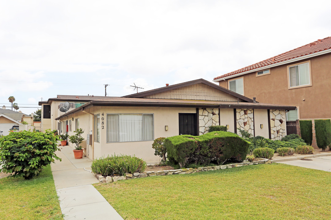 4082 Green St in Los Alamitos, CA - Building Photo