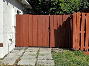 18255 SW 145th Ave, Unit Back in Miami, FL - Building Photo - Building Photo