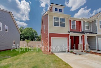 385 Hague Dr in Duncan, SC - Building Photo - Building Photo