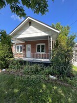 164 Prince St in Peterborough, ON - Building Photo