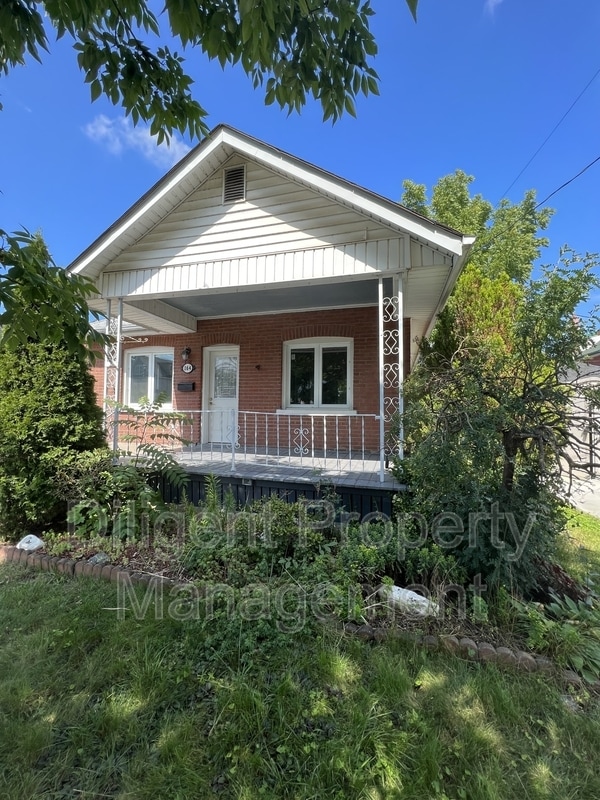 property at 164 Prince St