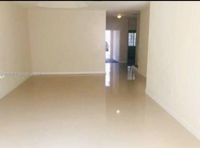 7332 NW 112th Ct in Doral, FL - Building Photo - Building Photo