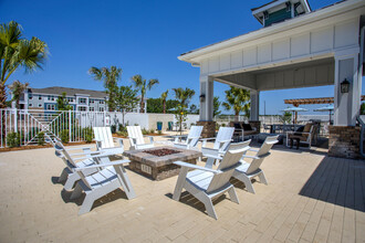 Lakeside Walk in Land O Lakes, FL - Foto de edificio - Building Photo