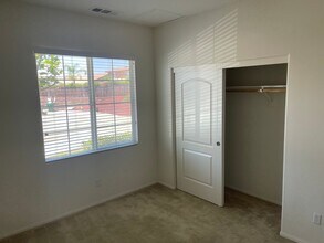 26330 Okeefe Ln in Moreno Valley, CA - Foto de edificio - Building Photo