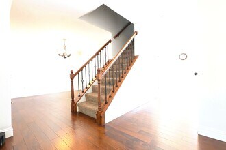 240 Lehigh Meadows Dr in Chesterfield, MO - Building Photo - Building Photo