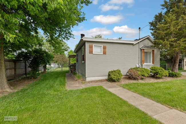 405 N Bridge St in Yorkville, IL - Building Photo - Building Photo