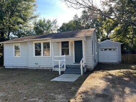 113 Rue Max St in Pensacola, FL - Building Photo