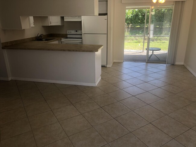 13426 Pine Needle Ln in Ft. Myers, FL - Building Photo - Building Photo