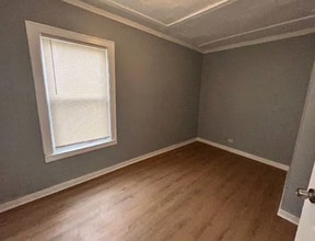 8601 S Kingston Ave in Chicago, IL - Building Photo - Building Photo