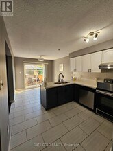 83 Wood Grove Crescent in Cambridge, ON - Building Photo - Building Photo