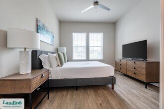 4902 Cosmos Cir, Unit 119 in Wimauma, FL - Foto de edificio - Building Photo