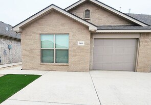 2108 N Avenue K in Lubbock, TX - Building Photo