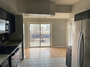 6829 S Aberdeen St in Chicago, IL - Building Photo - Building Photo