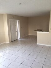 11500 NW 43rd St in Coral Springs, FL - Building Photo - Building Photo