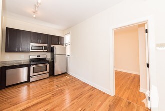 2954 N Racine Ave in Chicago, IL - Building Photo - Building Photo