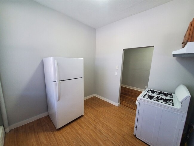 10 Abbotsford St, Unit 3 in Boston, MA - Foto de edificio - Building Photo