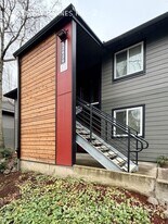 12626 NW Barnes Rd in Portland, OR - Building Photo