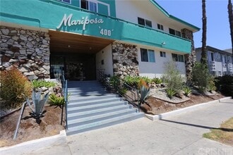 400 S Mariposa Ave-Unit -10 in Los Angeles, CA - Building Photo - Building Photo