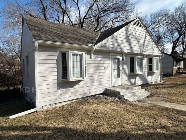 6641 Flora Ave in Kansas City, MO - Building Photo - Building Photo