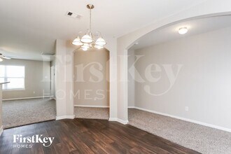 5551 Rainbow Rd. in Mont Belvieu, TX - Building Photo - Building Photo