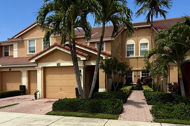 property at 7539 SW Herrington Ln