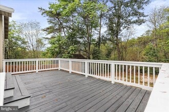 72 Pioneer Ln in Berkeley Springs, WV - Building Photo - Building Photo