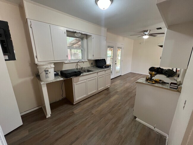 207 Joy Dr in Panama, OK - Building Photo - Building Photo