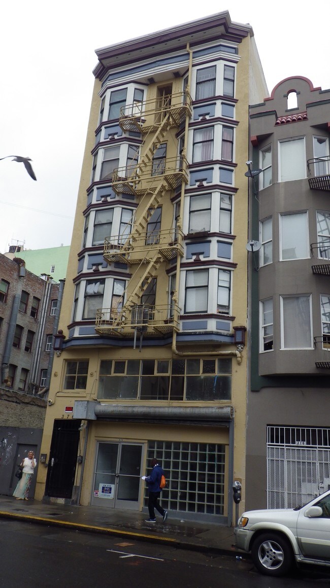 376 Ellis Street in San Francisco, CA - Building Photo - Building Photo