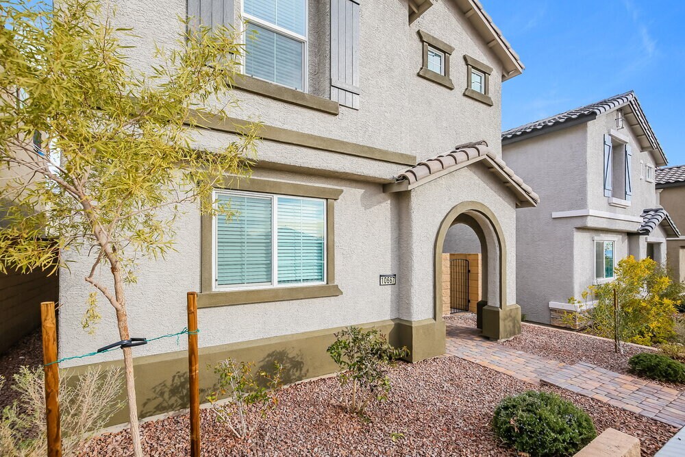 10667 Sariah Skye Ave in Las Vegas, NV - Building Photo
