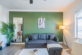 2155 S 55th St in Tempe, AZ - Building Photo - Building Photo