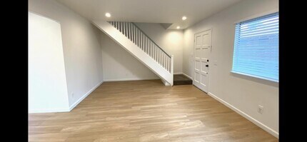 1248 Tulare St in Kingsburg, CA - Building Photo - Building Photo