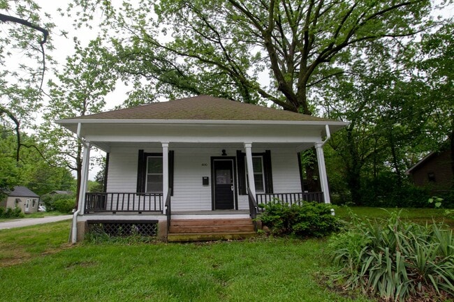400 W Worley St in Columbia, MO - Building Photo - Building Photo