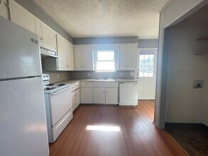 5364 S Hutchinson Ave in Battlefield, MO - Building Photo - Building Photo