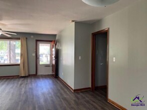 106 Eleanor Cir in Warner Robins, GA - Building Photo - Building Photo