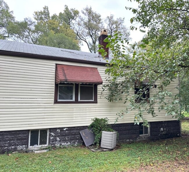 property at 1422 N 54th St