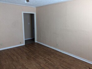 1809 S 3rd St in Temple, TX - Building Photo - Building Photo