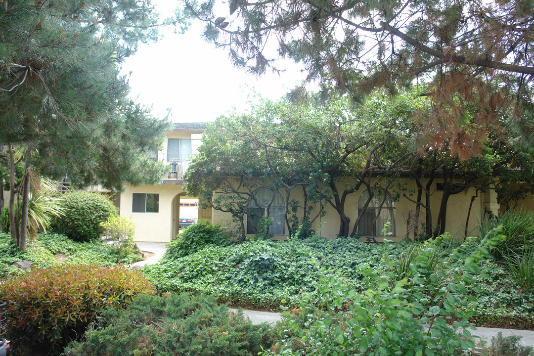 220 Richfield Dr in San Jose, CA - Building Photo