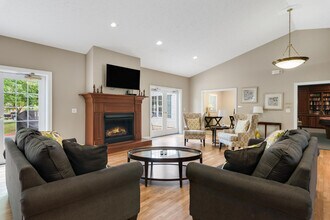 Arbor Glen - Seniors 55+ in Twinsburg, OH - Building Photo - Building Photo