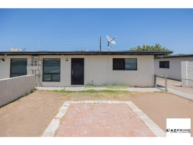 1235 E Southern Ave in Tempe, AZ - Building Photo - Building Photo