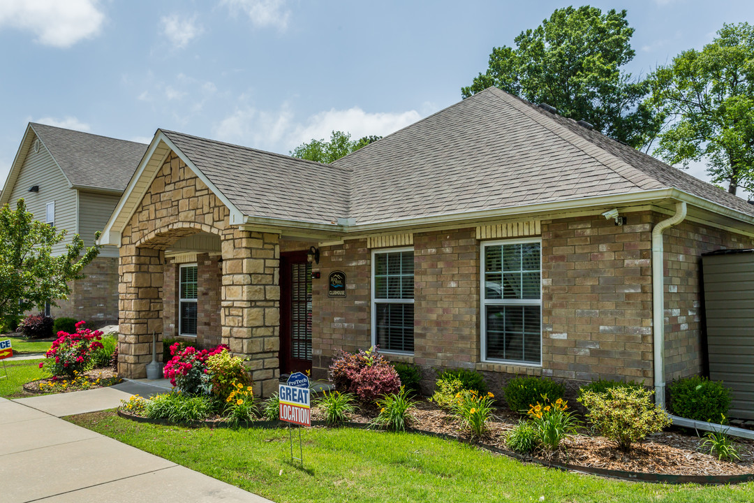 Rock Creek Conway Apartments Photo