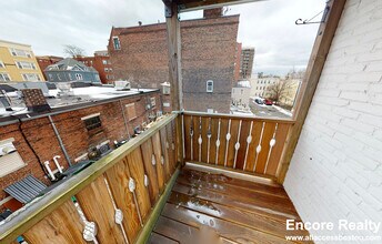 56 Hancock St, Unit 6 in Cambridge, MA - Foto de edificio - Building Photo