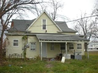 232 E Hwy 54 in Weaubleau, MO - Foto de edificio - Building Photo