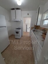 619 E Cook St in Santa Maria, CA - Building Photo - Building Photo