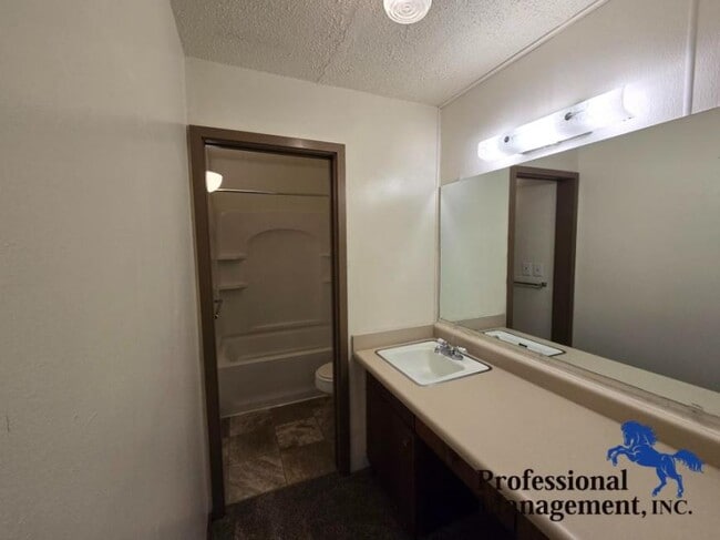 211 N 34th St in Billings, MT - Building Photo - Building Photo