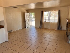 1010 S Lehigh Dr in Tucson, AZ - Building Photo - Building Photo