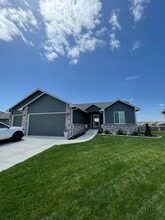 3419 Laughlin St in Derby, KS - Building Photo - Building Photo