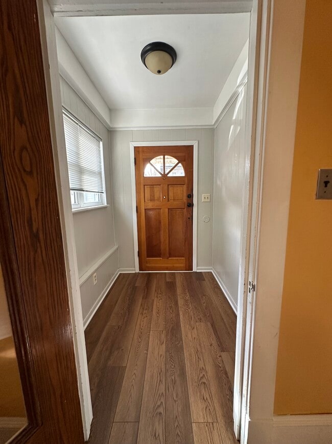 437 Clark St in Morgantown, WV - Building Photo - Building Photo