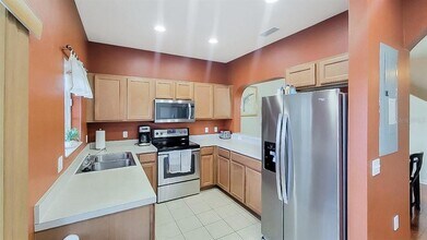 3707 45th Terrace W in Bradenton, FL - Building Photo - Building Photo