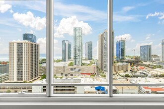 1009 Kapiolani Blvd in Honolulu, HI - Foto de edificio - Building Photo